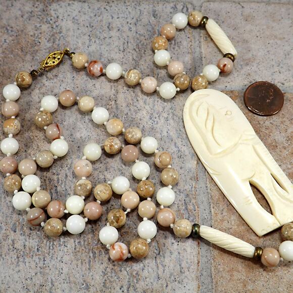 1950s Elephant Pendant Gemstone Beaded Necklace Hand Knotted 32” Vintage Jewelry - Picture 8 of 10
